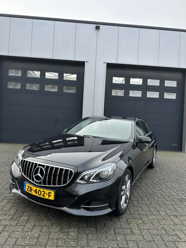 Mercedes-Benz E-Klasse E200 | HELE NETTE STAAT, Achterwielaandrijving, 4 cilinders, Zwart, Particulier