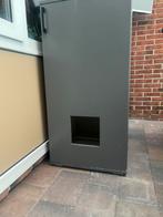 Kattenbak kast, Ophalen