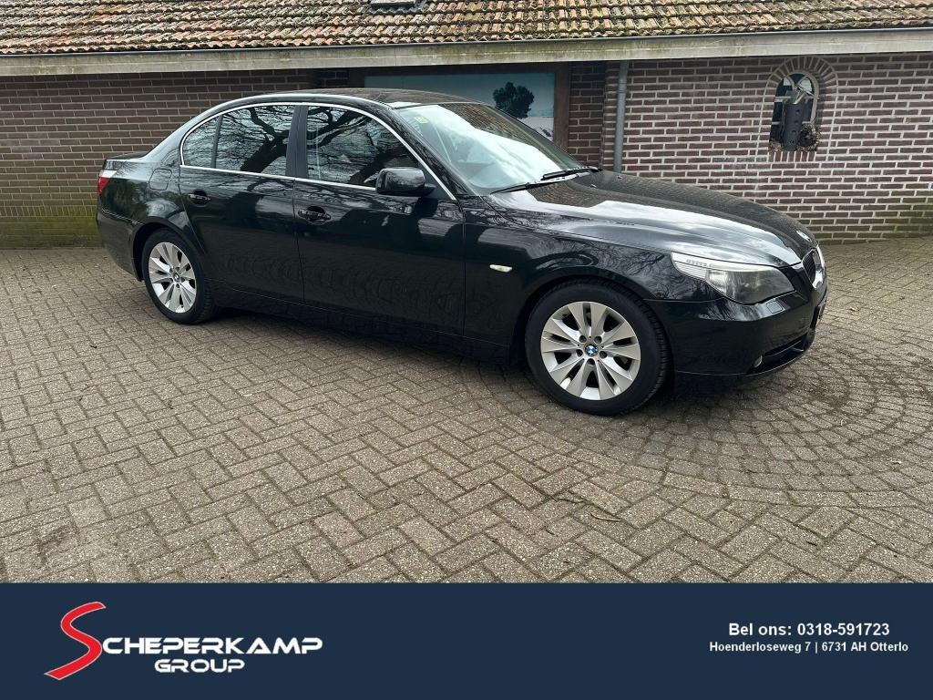 BMW 5-Serie 523i AUT 2007 Zwart | Clima | Cruise | Leder |, Auto's, Automaat, Achterwielaandrijving, 1800 kg, 2497 cc
