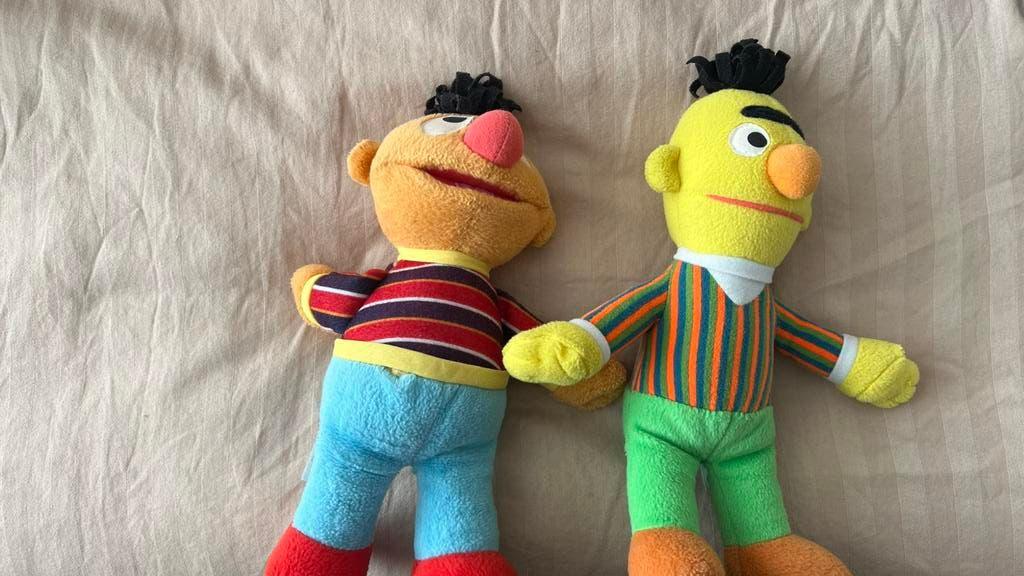 Bert en Ernie knuffel, Ophalen, Zo goed als nieuw, Overige typen