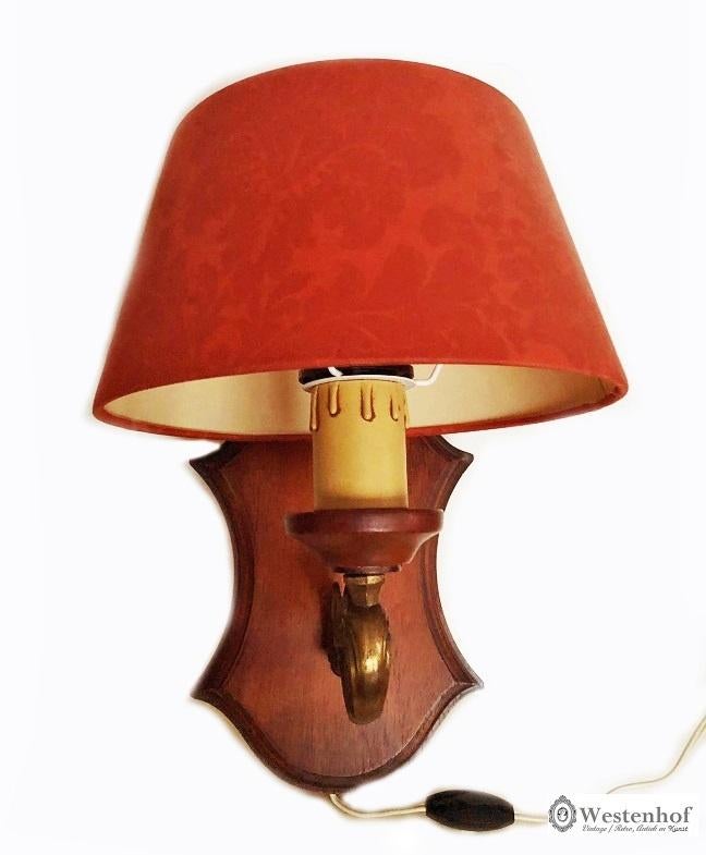 Brocante wandlamp hout met klassiek lampenkap barok rood, Verzenden, Overige materialen, Klassiek / antiek