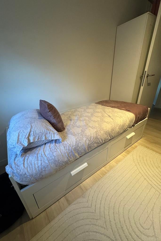 Brimnes bedbank ikea, Ophalen, Wit, Tweepersoons, Zo goed als nieuw