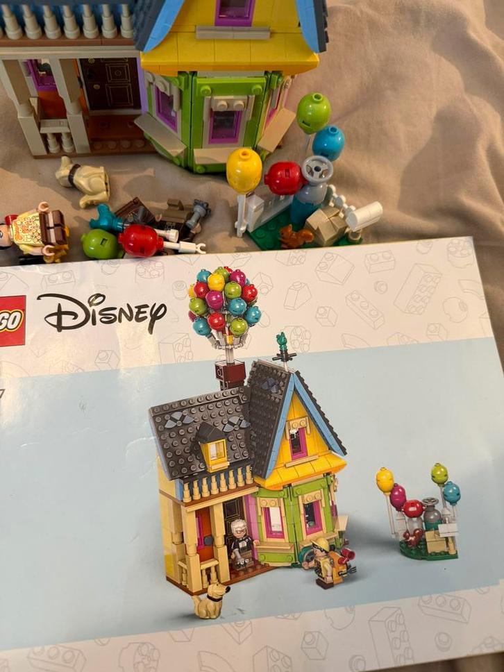 LEGO Disney en Pixar 'Up' Huis (43217), Kinderen en Baby's, Speelgoed | Duplo en Lego, Nieuw, Lego, Complete set, Ophalen of Verzenden