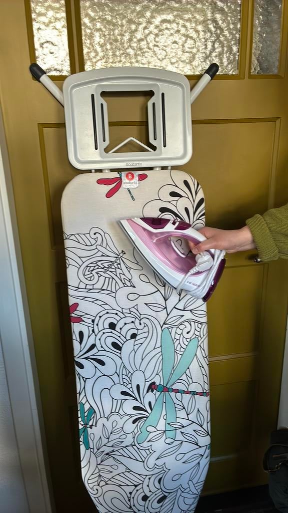 Brabantia strijkplank en Philips stroomstrijkijzer, Ophalen, Zo goed als nieuw