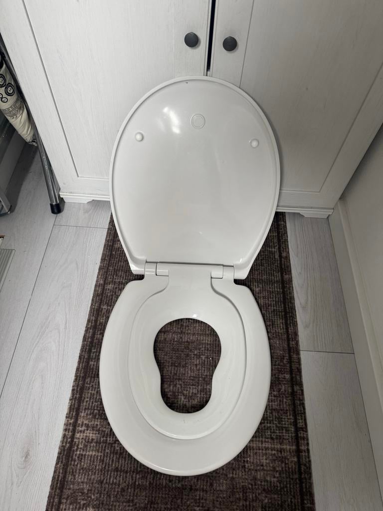 Softclose toiletbril met kinderinzet, Ophalen, Zo goed als nieuw, Toilet