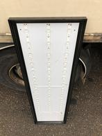 Partij Led displays / paneel / verlichting - Afm 135x40x4cm, Ophalen, Gebruikt