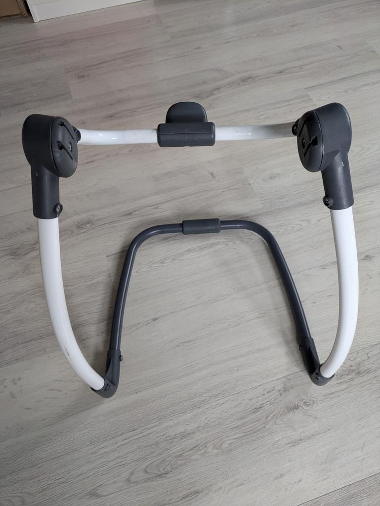 Smoby maxi cosi onderstel, Kinderen en Baby's, Speelgoed | Poppen, Ophalen, Babypop