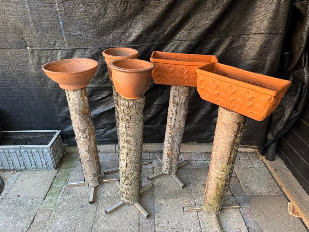 5x boomstam met bloembak., Gebruikt, Rond, Ophalen of Verzenden, Balkon