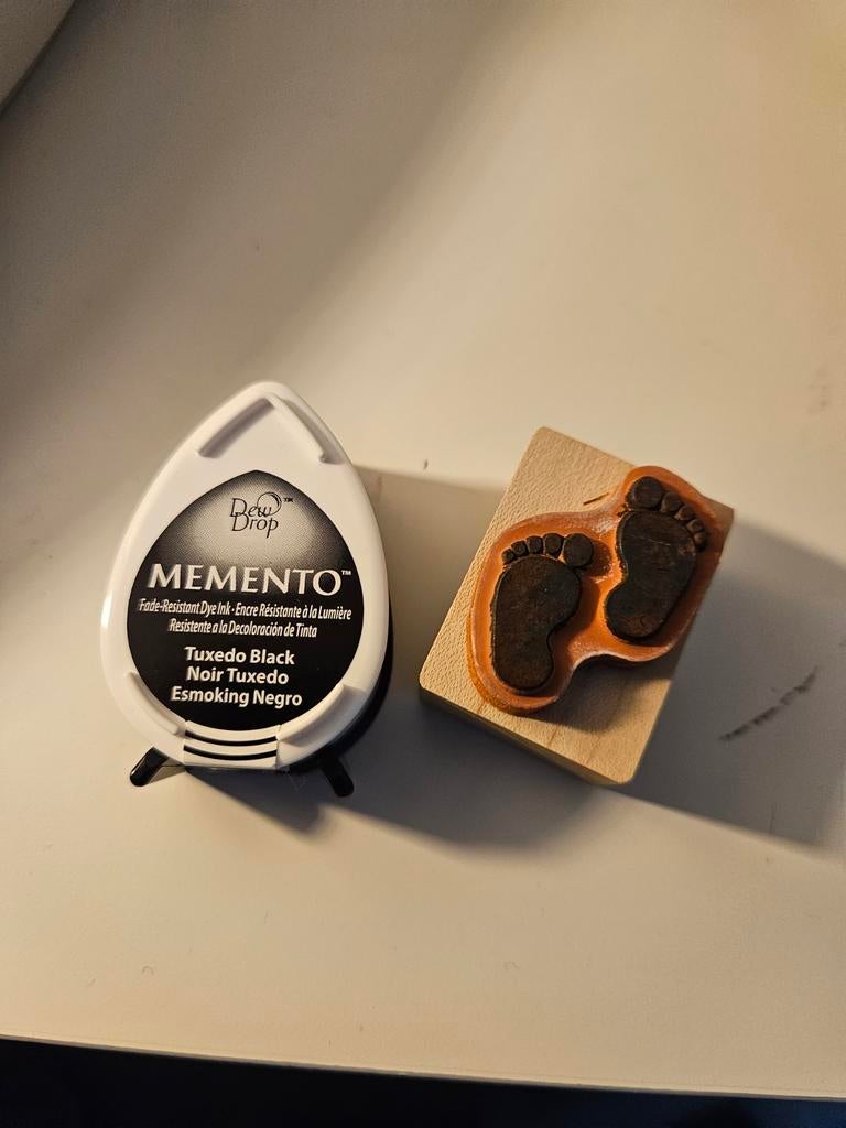 Stempel voetjes met zwart stempelkussen, Hobby en Vrije tijd, Ophalen of Verzenden