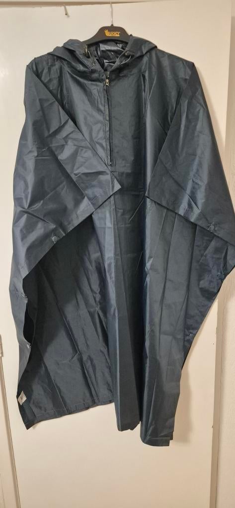 Stay Dry in Style - Sleeveless Rain Poncho with Hood, Caravans en Kamperen, Ophalen of Verzenden, Regenjas