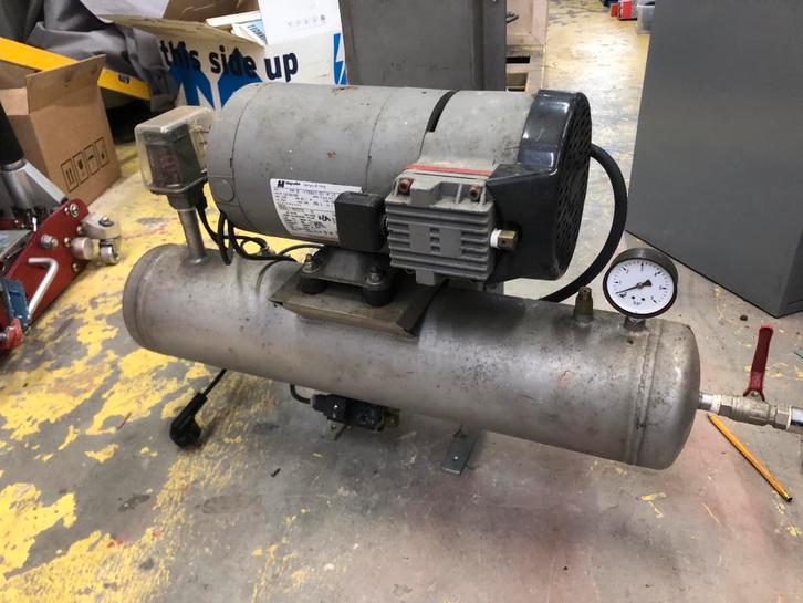 Compressor met onbekende werking - MagneTek Century AC Motor, Doe-het-zelf en Verbouw, Compressors, Gebruikt, Mobiel, Ophalen of Verzenden