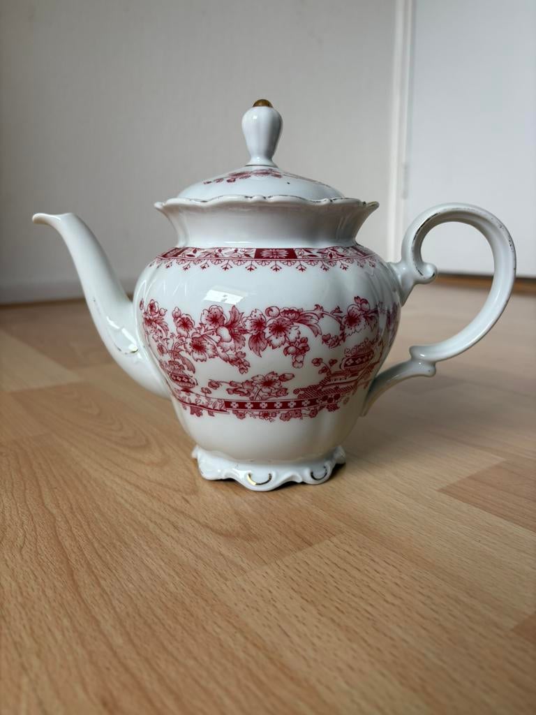 Theepot en mokkakopje Theresia Rood, Ophalen of Verzenden