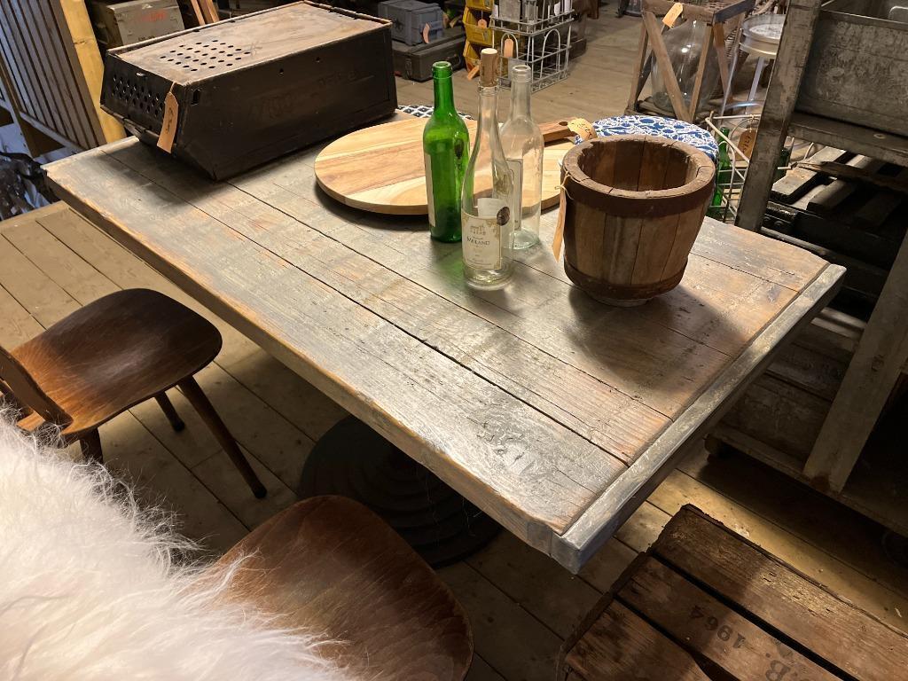 Tafels 71 x140 voor in restaurants / bar e.d. steenschot