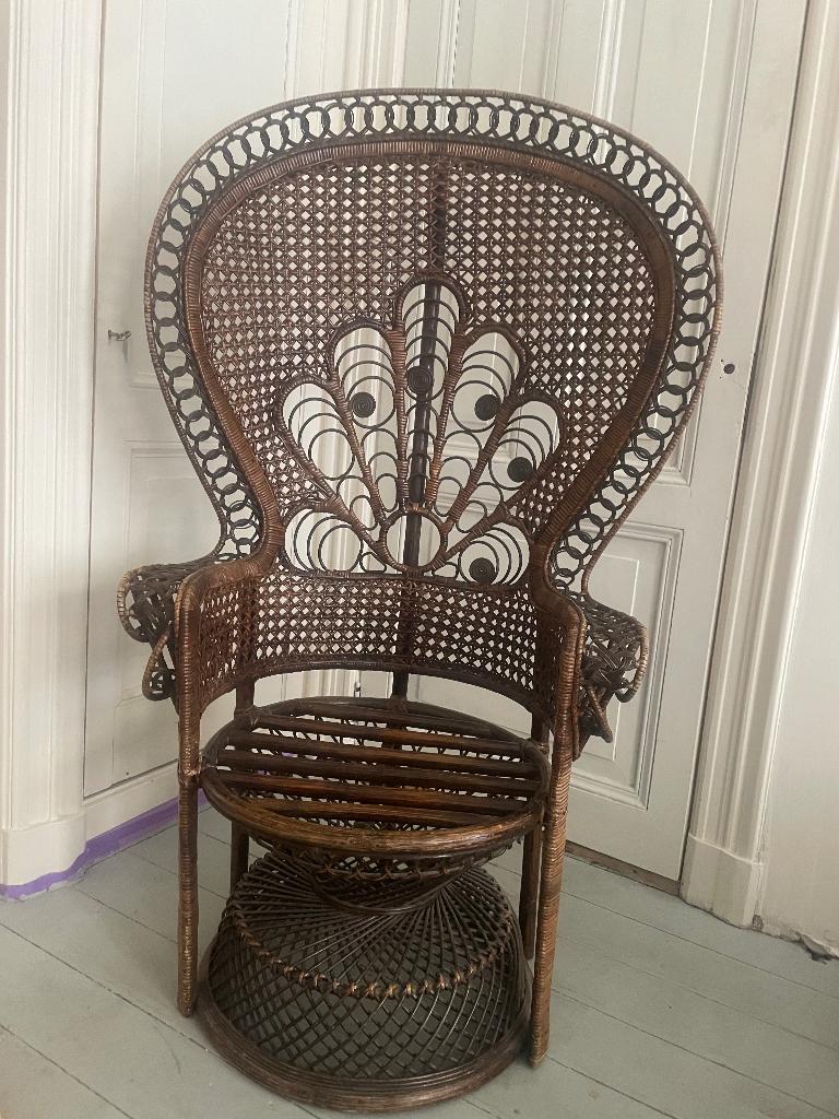 Vintage pauwstoel, Ophalen, Gebruikt, Twee, Bruin