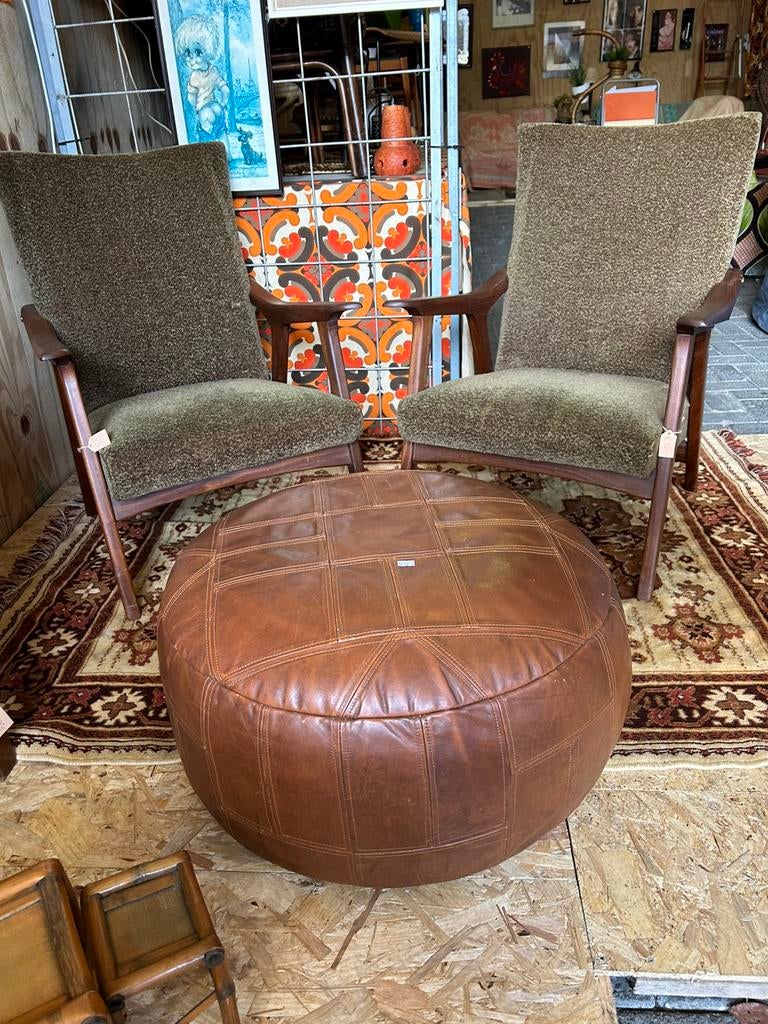 Gave vintage bruin leren poef/ voetenbankje, Vintage, ?, Zo goed als nieuw, ?