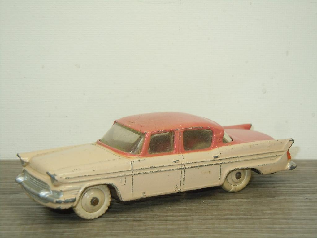 Dinky Toys Réf 82 - Peugeot 404 Avec Caravane Pinder - JAUNE/ROUGE - État Proche Neuf