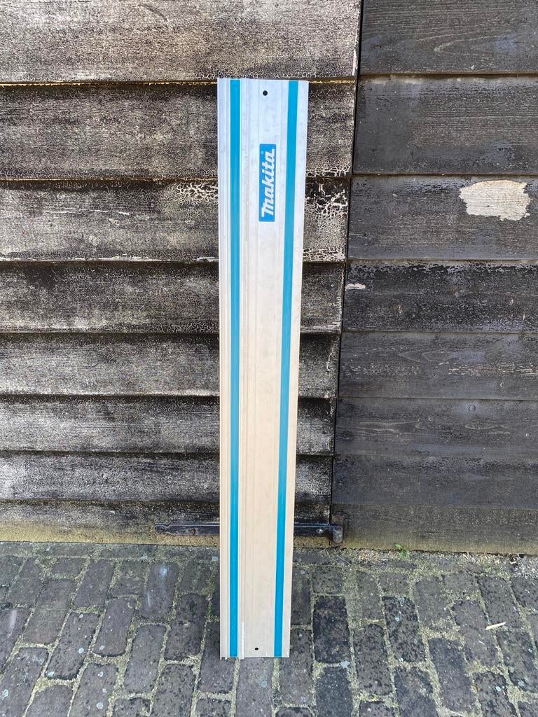 VERKOCHT Makita geleiderail 1400mm voor invalzaag, Gebruikt, Invalzaag, Ophalen of Verzenden, 30 tot 70 mm