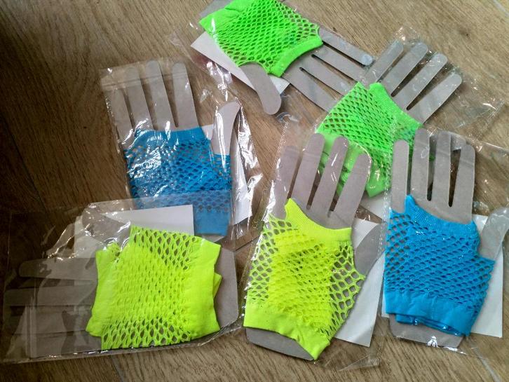 Visnet handschoenen (eventueel heel veel), Hobby en Vrije tijd, Feestartikelen, Nieuw, Versiering, Carnaval, Ophalen of Verzenden