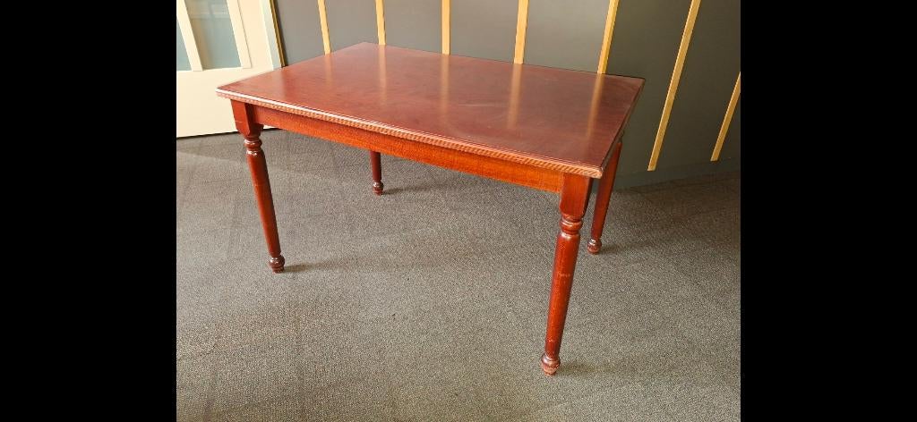 Tafel voor horeca/ kantine enz mahonie red  lichtgewicht, Huis en Inrichting, Tafels | Eettafels, Ophalen, Gebruikt, 200 cm of meer