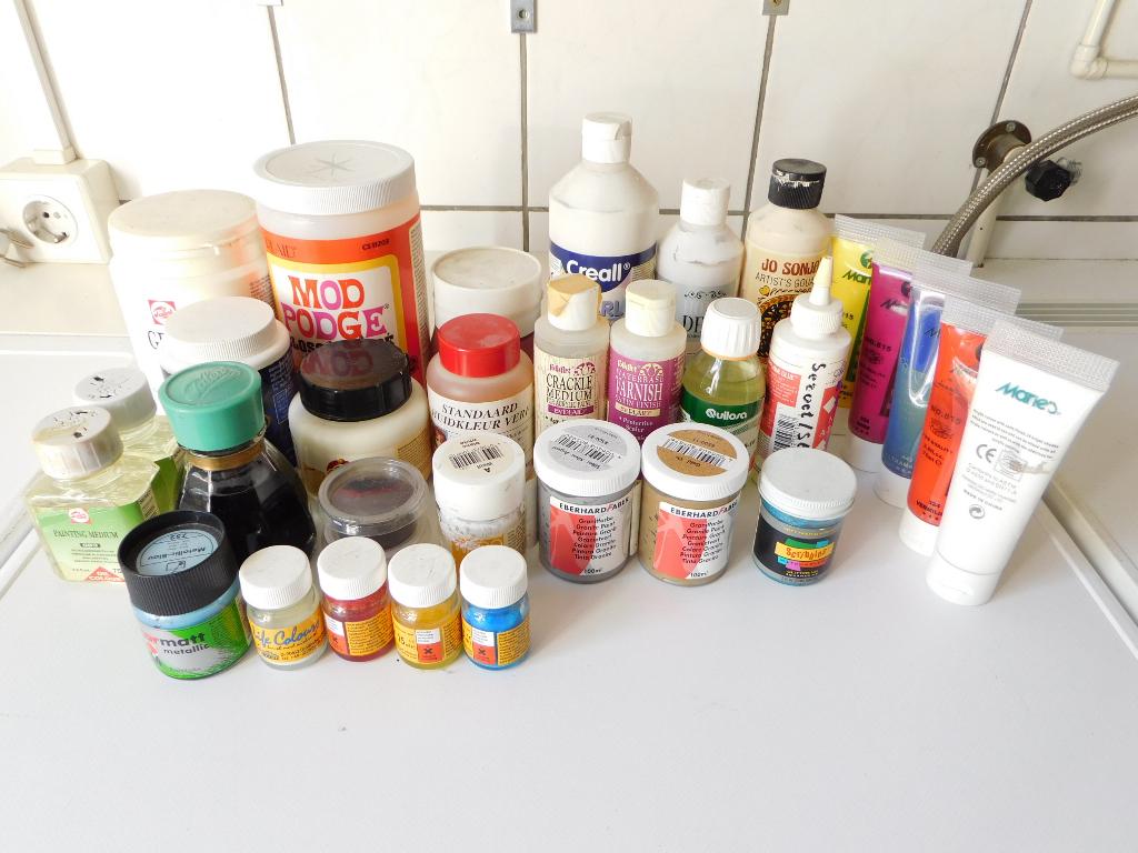 Hobby verf van alles wat alles is gebruikt., Hobby en Vrije tijd, Schilderen, Ophalen of Verzenden, Gebruikt, Acrylverf