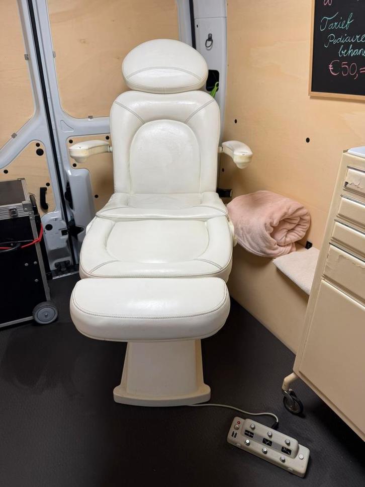 Bentlon elektrisch verstelbare behandelstoel, Sport en Fitness, Massageproducten, Gebruikt, Overige typen, Ophalen