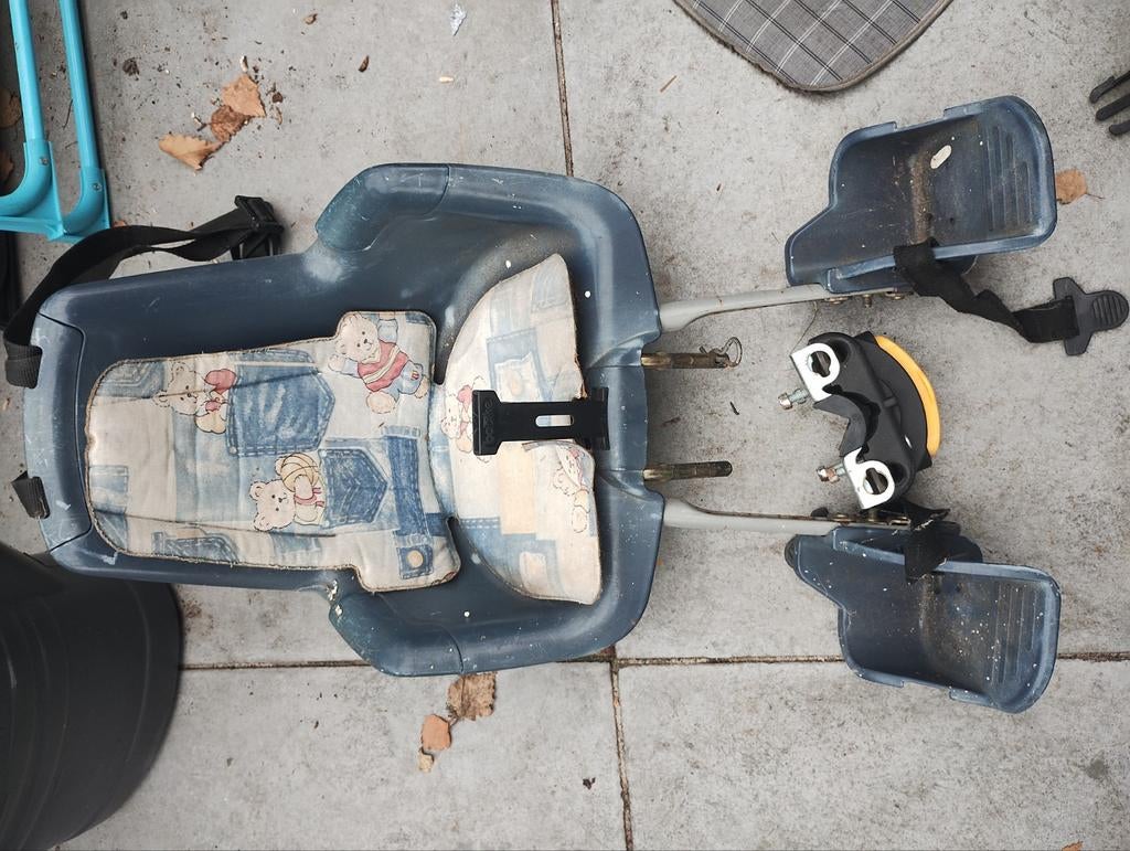 Fietsstoeltje voor voorop. Met windscherm, Ophalen, Gebruikt