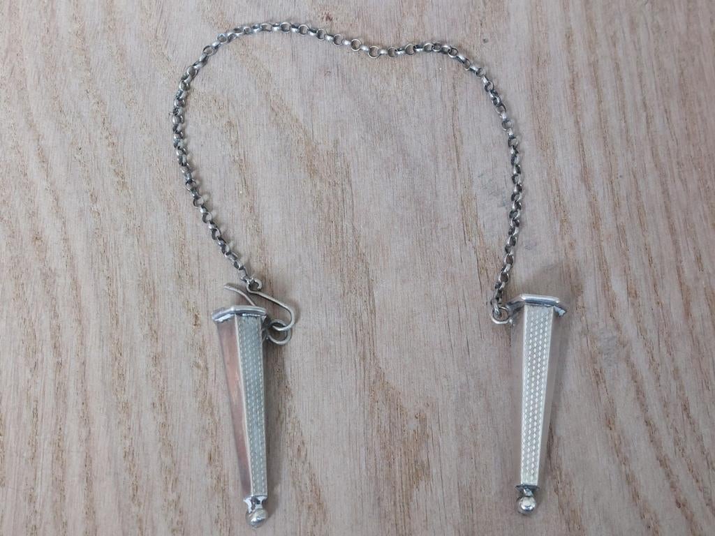 Zilveren breinaalddoppen breinaaldhouders - echt zilver, Antiek en Kunst, Ophalen of Verzenden, Zilver
