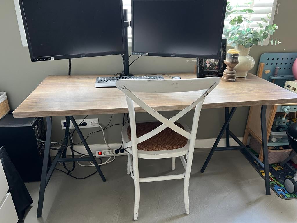 Bureaublad met schragen, Ophalen, Overige typen, Gebruikt, Spaanplaat of MDF