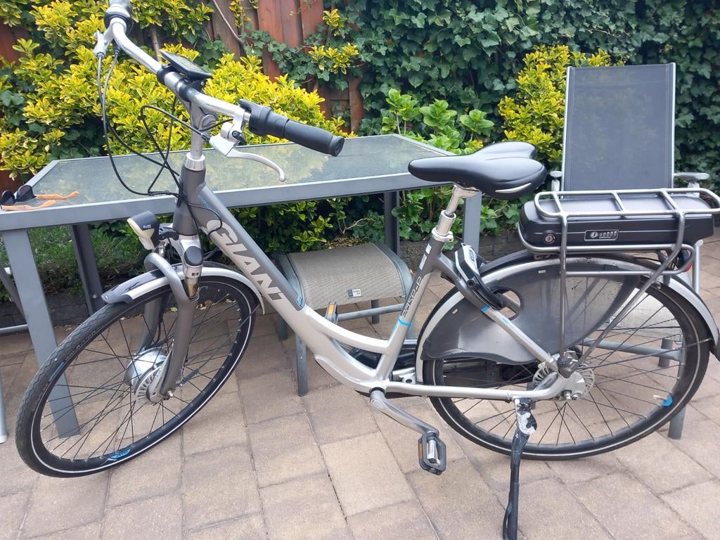 Nog mooie Giant easy E ebike 7 versnellingen, 3 standen, Fietsen en Brommers, Elektrische fietsen, Ophalen of Verzenden, Gebruikt