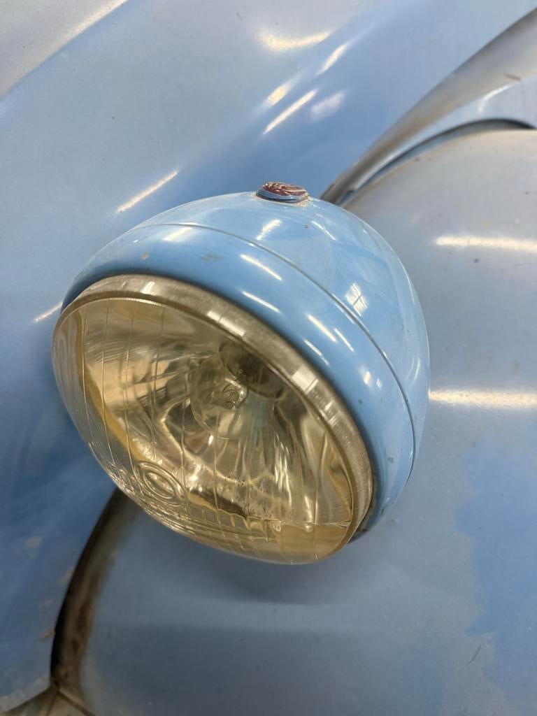 Prachtige AZU-250 Oldtimer met lopende motor, Auto's, Blauw, Handgeschakeld, Particulier, Te koop