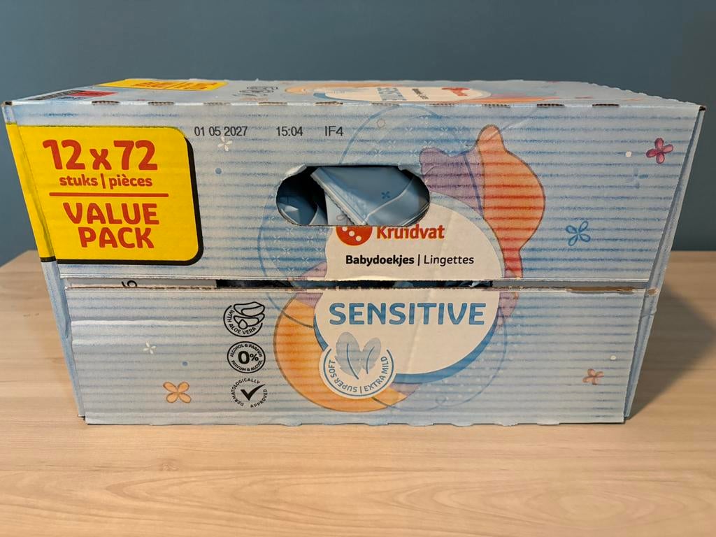 Volle doos kruidvat billendoekjes sensitive, Kinderen en Baby's, Badjes en Verzorging, Ophalen of Verzenden, Zo goed als nieuw