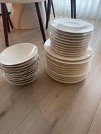 Bordenset, Huis en Inrichting, Keuken | Servies, Ophalen, Gebruikt, Bord(en), Effen