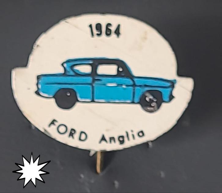 Speldje Ford Anglia 1964, Verzamelen, Speldjes, Pins en Buttons, Verzenden