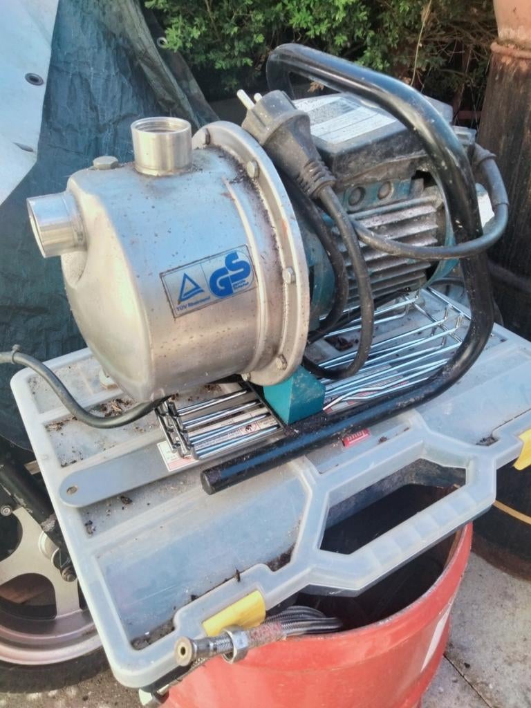 Grondwaterpompen en hydrofoorpomp - Diverse modellen, Tuin en Terras, Waterpompen, Ophalen, Gebruikt, Elektrisch, Hydrofoorpomp