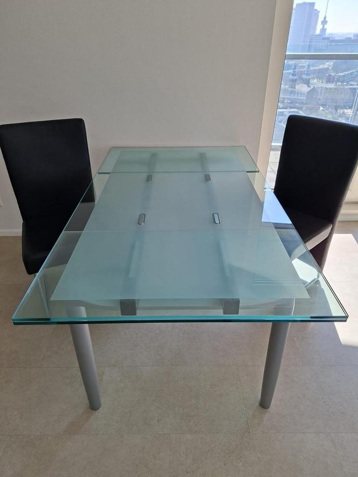 Rolf Benz design eettafel van glas en metaal, stoelen, Huis en Inrichting, Tafels | Eettafels, Zo goed als nieuw, 50 tot 100 cm