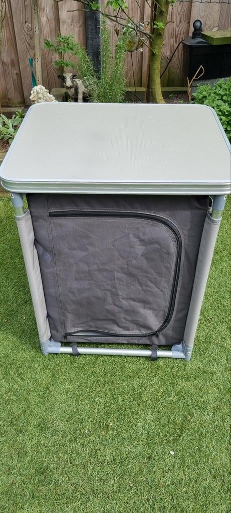 Mooi Obelink campingkastje - weinig gebruikt, Caravans en Kamperen, Kampeermeubelen, Ophalen of Verzenden, Zo goed als nieuw, Campingkast