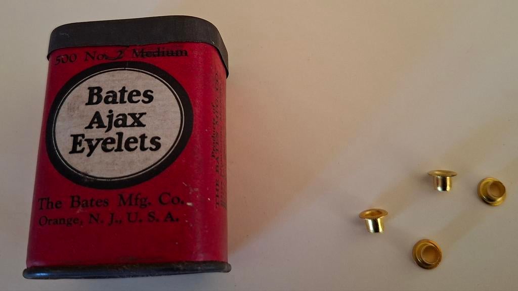 Oud : USA Bates Ajax Eyelets  gevuld, Ophalen of Verzenden, Nieuw, Koek(jes)