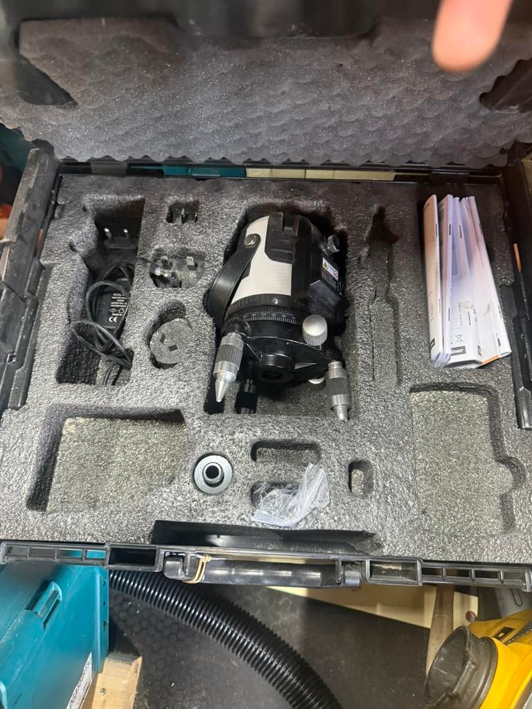 Laser laserliner, Ophalen, Zo goed als nieuw, Kolomboormachine