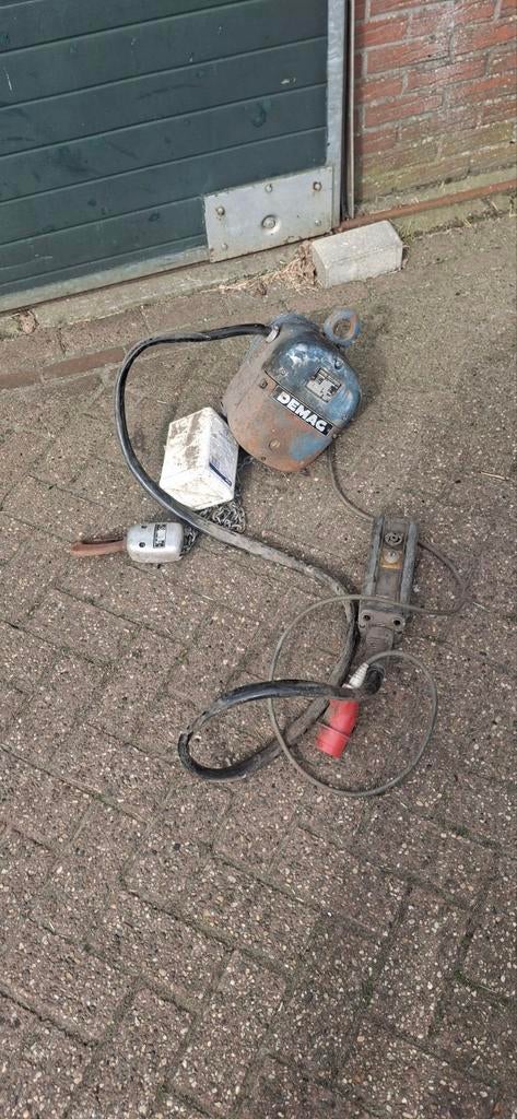 Lier/takel 500kg, Ophalen, Gebruikt, Elektrisch