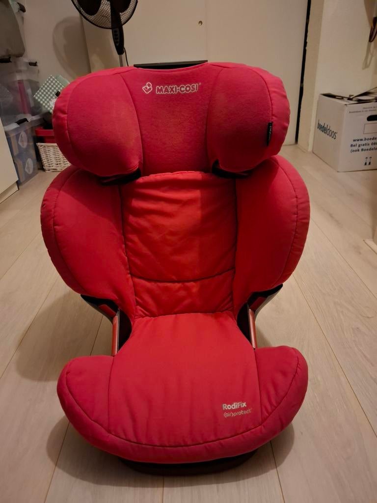 Maxi Cosi autostoel Rodifix airprotect rood, Kinderen en Baby's, Autostoeltjes, Ophalen, 15 t/m 36 kg, Slaapstand, Isofix