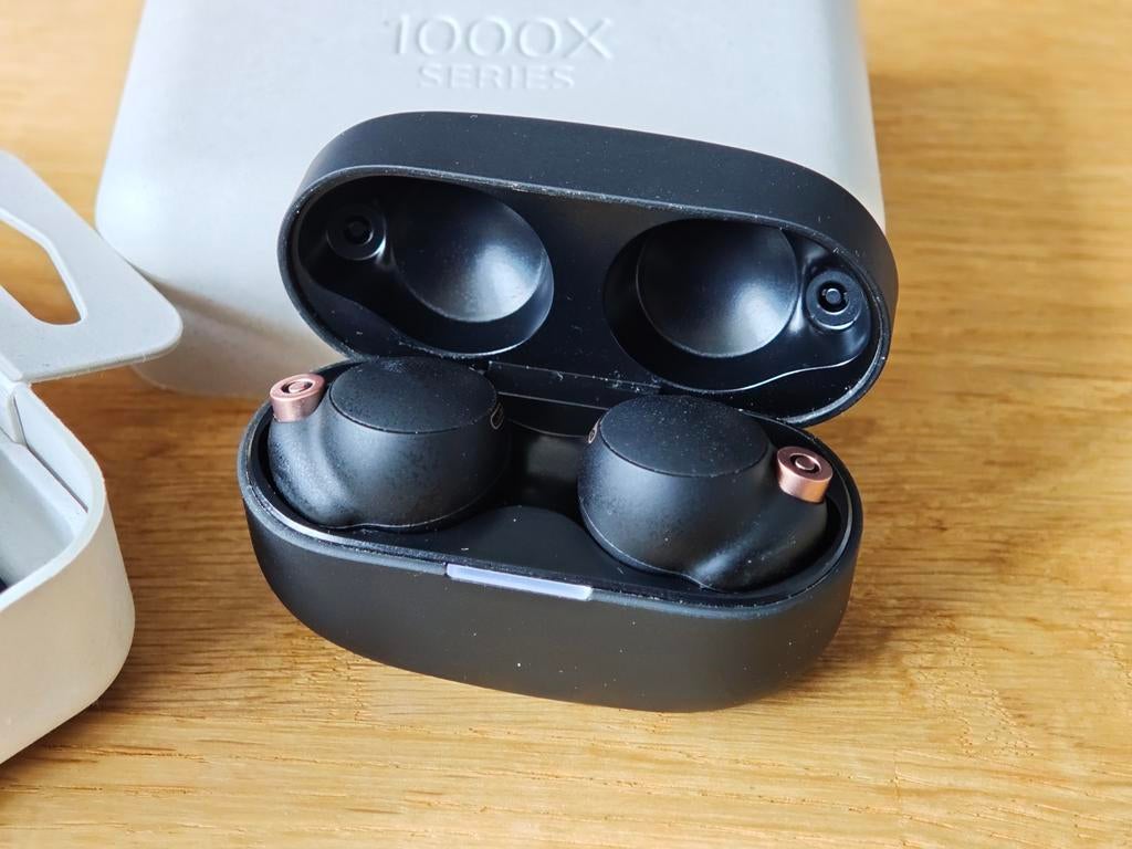 Sony WF-1000XM4 Zwart Draadloze Noise Cancelling Oordopjes, Zo goed als nieuw, Draadloos, Sony, Op oor (supra aural)