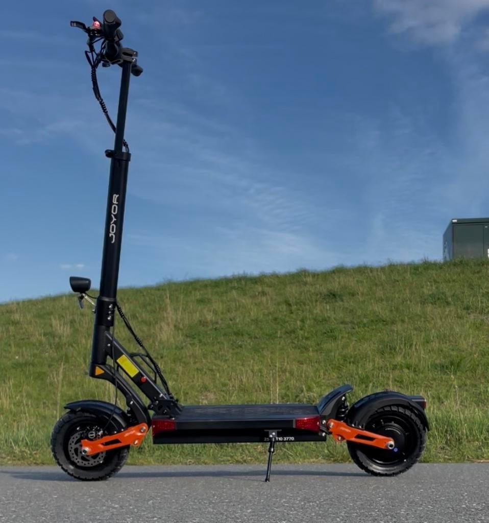 Joyor T10 Elektrische Step - Krachtig en Comfortabel, Ophalen of Verzenden, Zo goed als nieuw, Elektrische step (E-scooter)