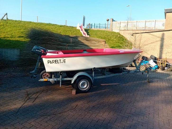 Leuk tour speed bootje, Watersport en Boten, Speedboten, Gebruikt, 3 tot 6 meter, Benzine, Minder dan 70 pk, Polyester, Buitenboordmotor