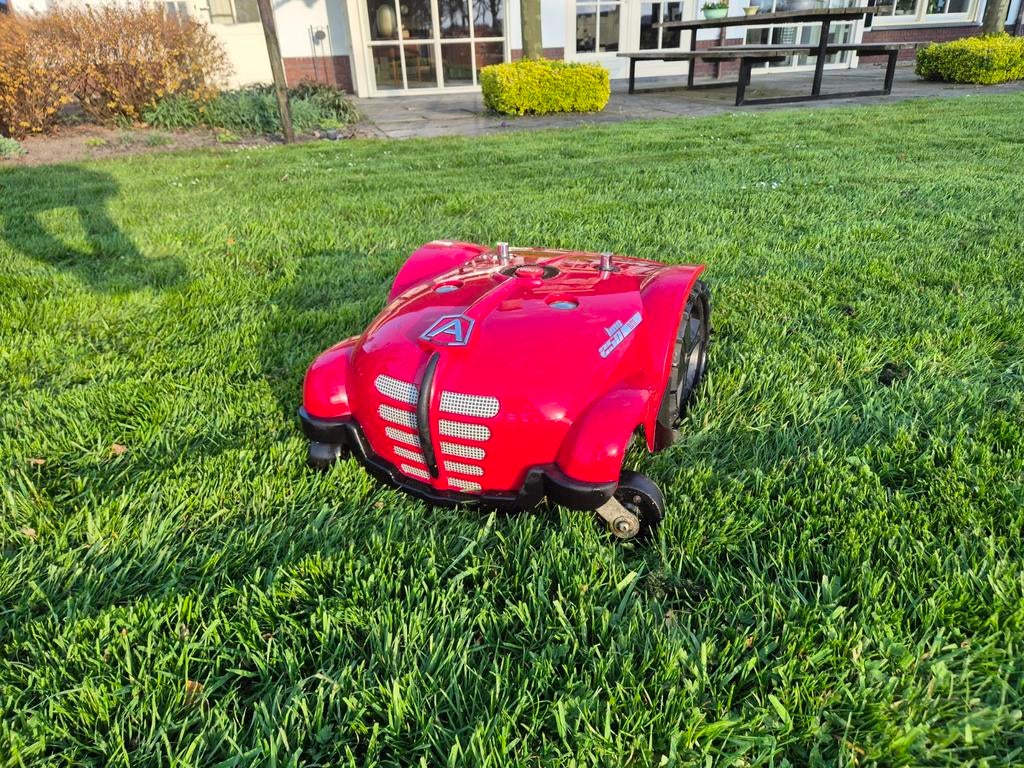 Prachtige en unieke robotmaaier, gazonmaaier, grasmaaier., Ophalen of Verzenden