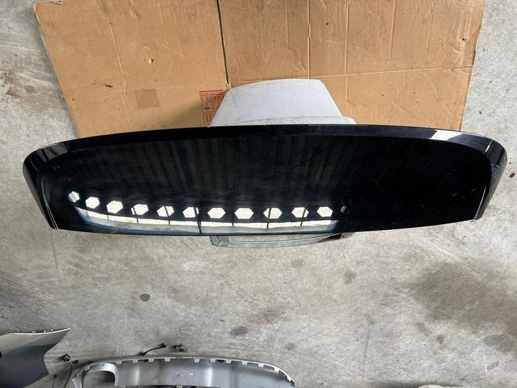 spoiler kamiq 658827878 op achterklep, Auto-onderdelen, Carrosserie en Plaatwerk, Skoda, Gebruikt