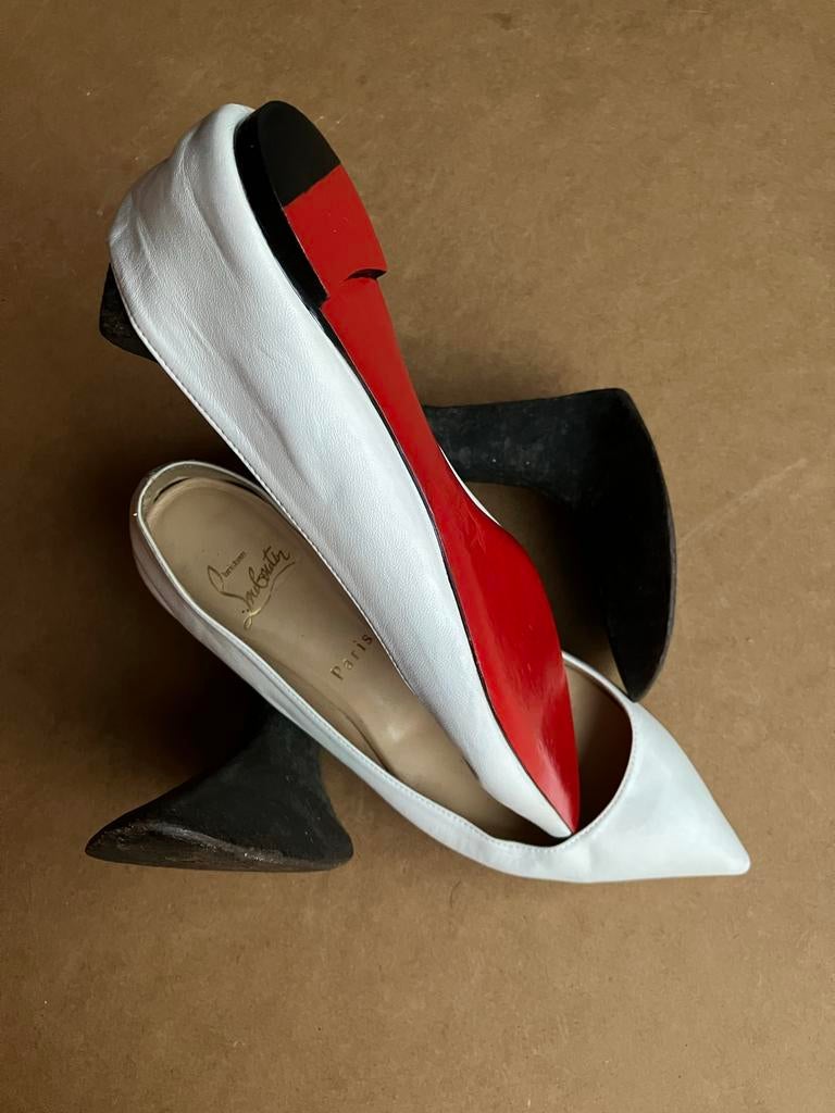 Christian Louboutin Pigalle flat - maat 37,5, Kleding | Dames, Schoenen, Verzenden, Gedragen, Wit, Ballerina's