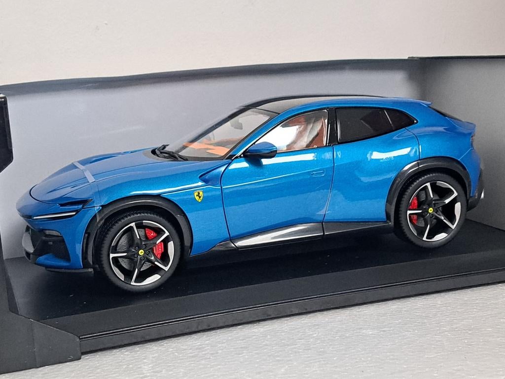 Ferrari Purosangue V12 Blauw (Hamilton) 1/18 NIEUW, Ophalen of Verzenden, Nieuw, Auto, Overige merken