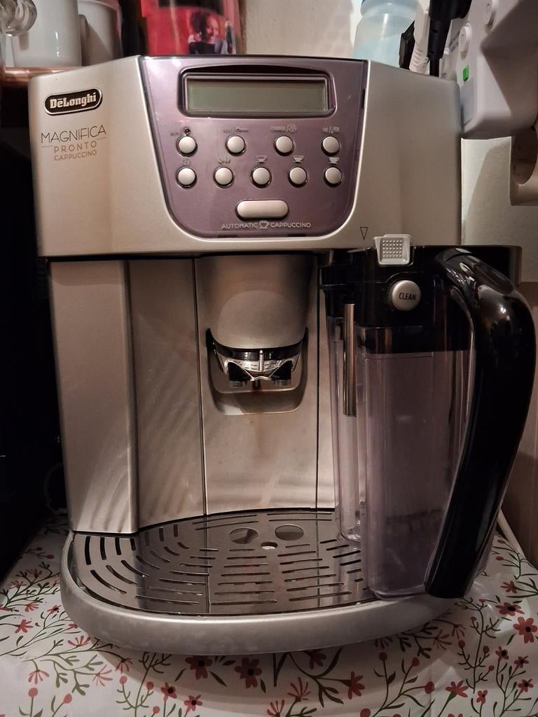DeLonghi Magnifica Pronto Cappuccino koffiemachine, Witgoed en Apparatuur, Koffiezetapparaten, Ophalen of Verzenden