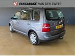 Volkswagen Touran 1.6-16V FSI Business | Trekhaak | Cruise, Gebruikt, 4 cilinders, 116 pk, Origineel Nederlands