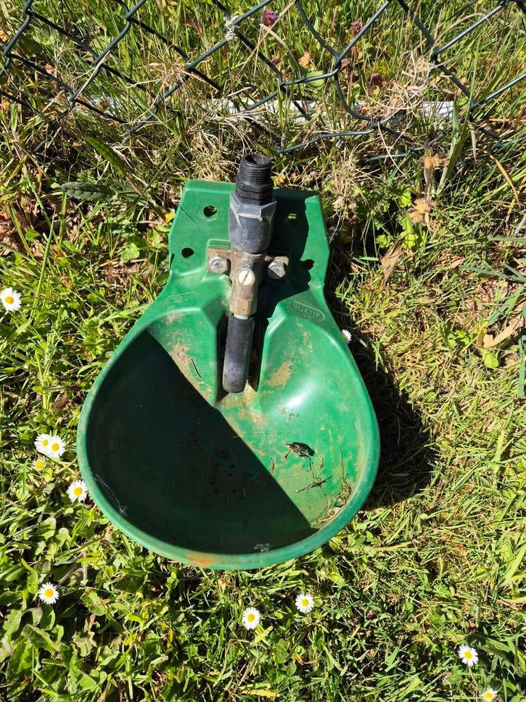 Automatische drinkbak kunstof, Ophalen of Verzenden, Zo goed als nieuw, Overige soorten